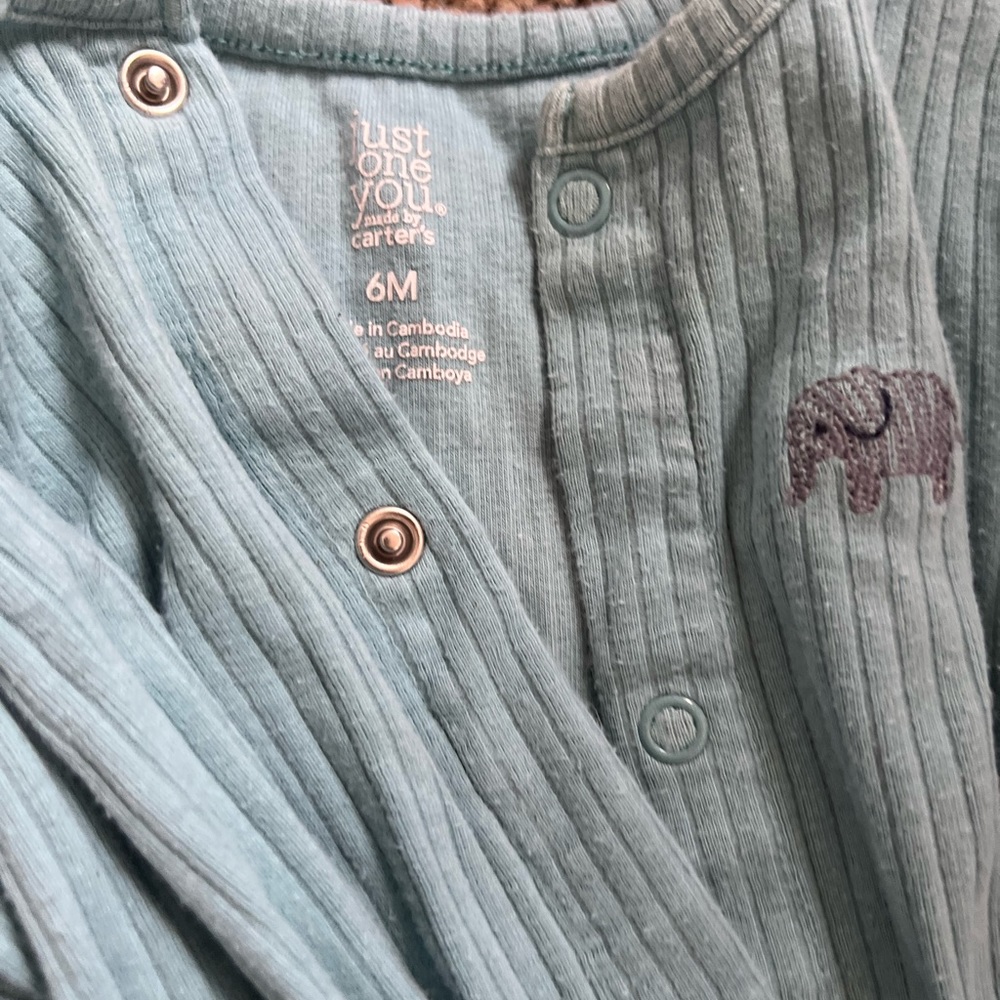 Boys Carter One piece with hat excellent condition